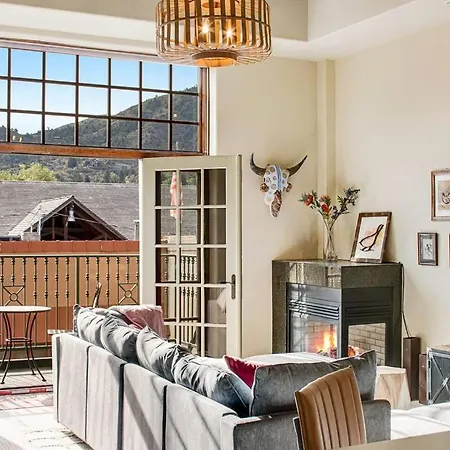 The Owl'S Nest @ Manitou: Mtn Views On Main Street Villa